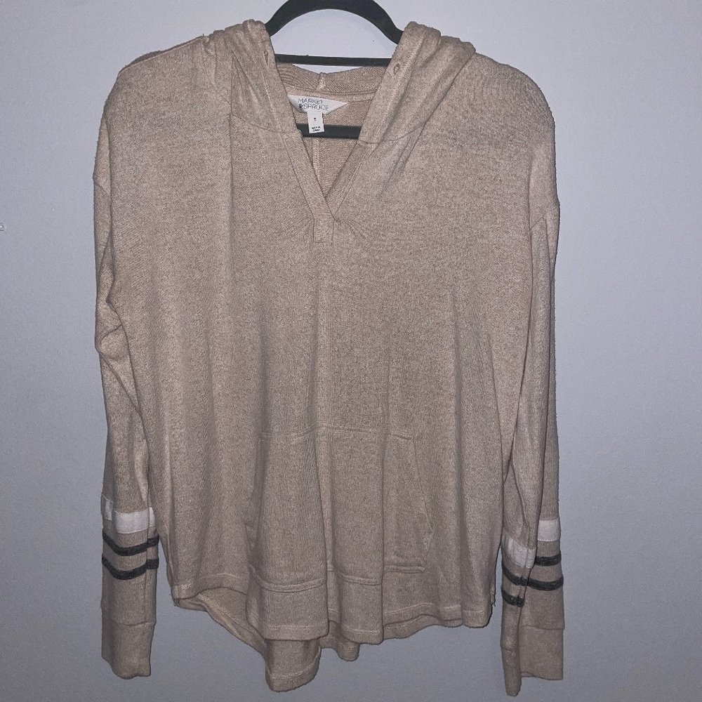 Market & Spruce pullover- Medium